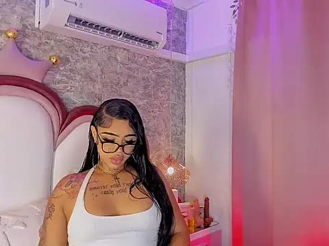 Mia Jansen online show from 04/27/26, 01:42