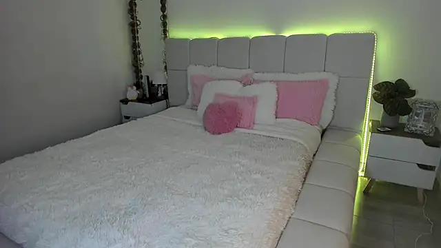 Ori valentina online show from 02/06/26, 06:59