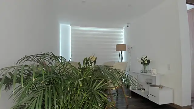 Ori valentina online show from 06/16/26, 09:37