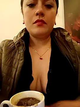 Lesly 10- online show from 09/15/25, 01:06