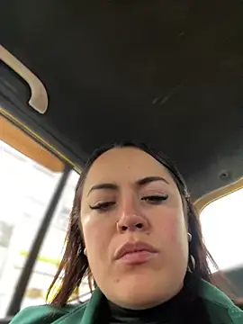 Lesly 10- online show from 02/02/26, 09:14