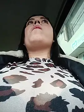Snapshot of Lesly_10- chatting on 05/19/26, 09:55 Lesly 10- online show from 05/19/26, 09:55