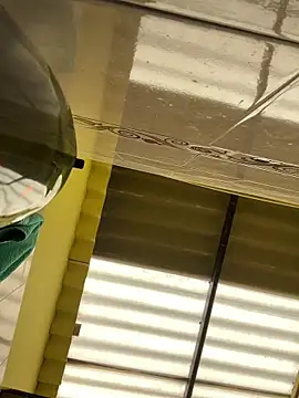 Lesly 10- online show from 03/19/26, 08:31