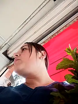 Lesly 10- online show from 06/24/26, 08:50