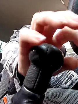 Lesly 10- online show from 10/20/25, 04:29