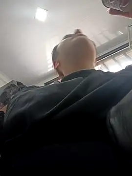 Lesly 10- online show from 11/26/25, 02:17