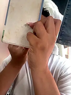 kae styles online show from 01/11/26, 04:03