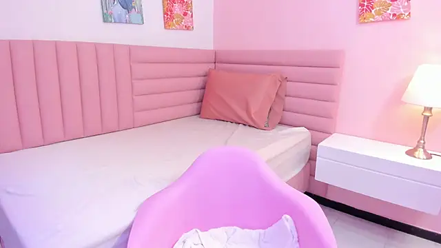 kae styles online show from 10/03/25, 08:10