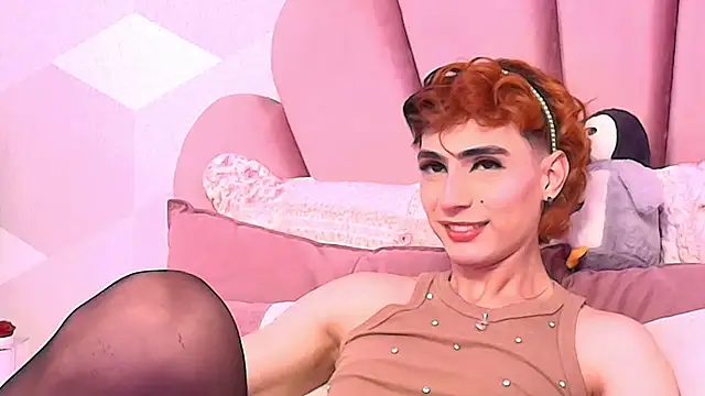 KylieMonnett online show from 02/10/26, 11:59