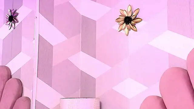 KylieMonnett online show from 01/09/26, 07:54