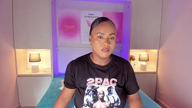 EmilyyStuart online show from 12/20/25, 08:01