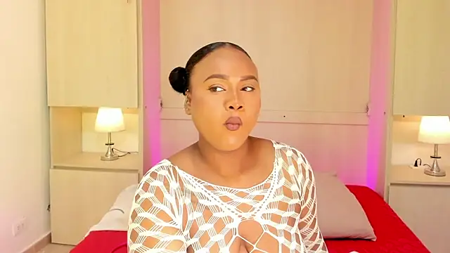 EmilyyStuart online show from 12/18/25, 04:06