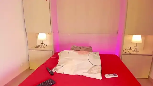 EmilyyStuart online show from 10/09/25, 04:13