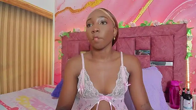 melody paris online show from 03/25/26, 10:47