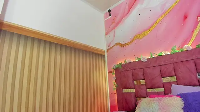 melody paris online show from 04/14/26, 10:53