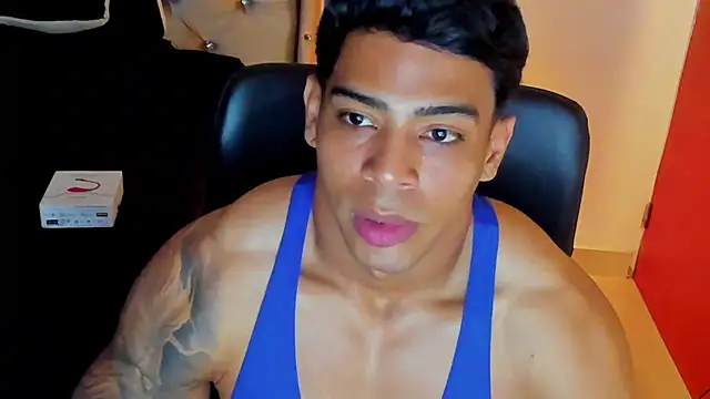 Andrew wolf7 online show from 11/23/25, 04:11