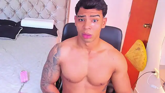 Andrew wolf7 online show from 02/09/26, 04:38