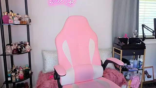 longislandprincess online show from 06/16/26, 08:20