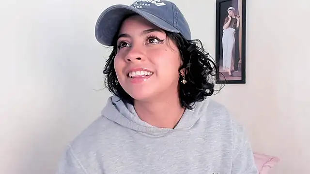 Snapshot of adriannyp_1 chatting on 03/02/26, 01:18 adriannyp 1 online show from 03/02/26, 01:18