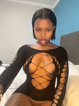 InkLady444 online show from 11/18/25, 04:38