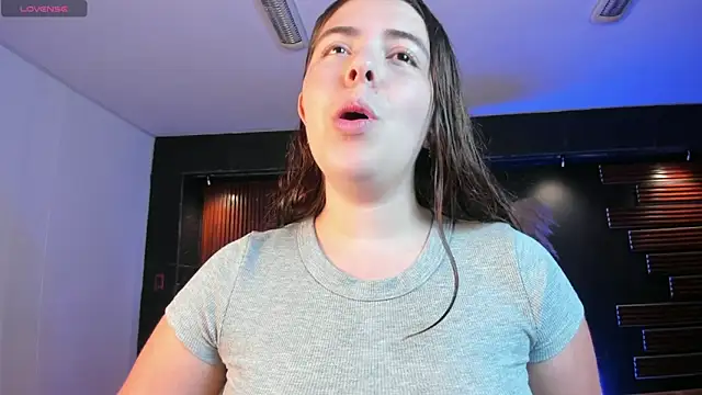 Lyssa Muller online show from 11/14/25, 01:15