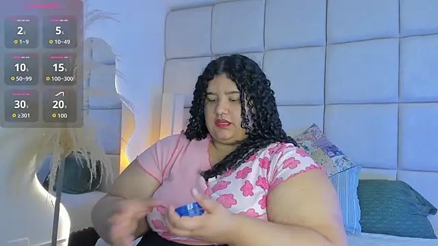 Miley Collins online show from 11/14/25, 12:42