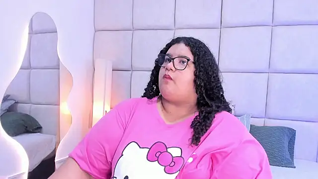 Miley Collins online show from 11/12/25, 12:42