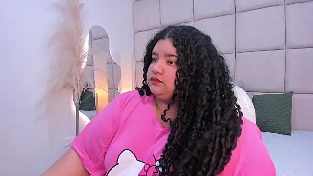 Miley Collins online show from 12/05/25, 08:06