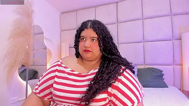 Miley Collins online show from 11/21/25, 07:24