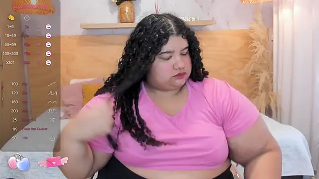 Miley Collins online show from 11/22/25, 12:48