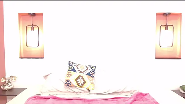 Snapshot of Miley_Collins chatting on 03/11/25, 12:54 Miley Collins online show from 03/11/25, 12:54
