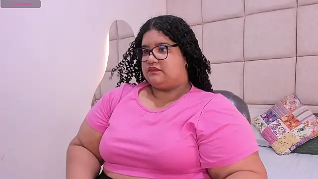 Miley Collins online show from 11/03/25, 07:39