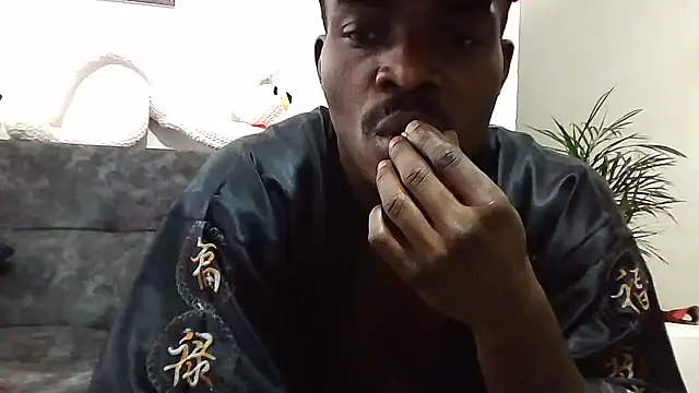 yezz3011 online show from 01/08/26, 10:05