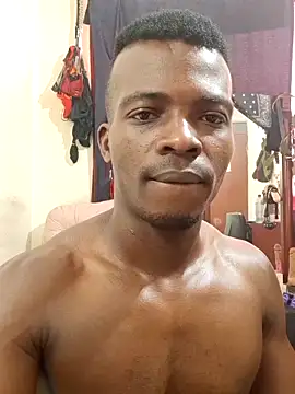 yezz3011 online show from 10/21/25, 04:17