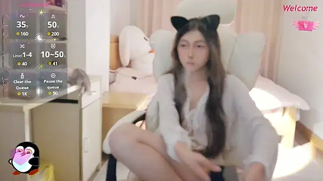 PearFay online show from 12/24/24, 02:01