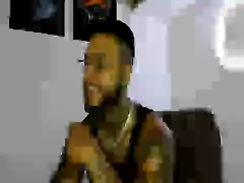 Snapshot of Exotic_tatto27121 chatting on 06/21/26, 08:14 Exotic tatto27121 online show from 06/21/26, 08:14