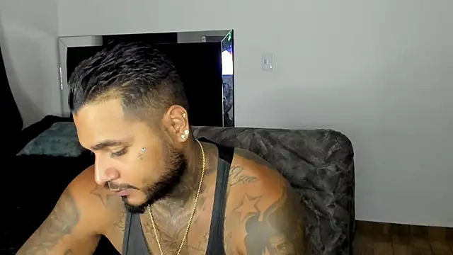 Exotic tatto27121 online show from 04/05/26, 12:39