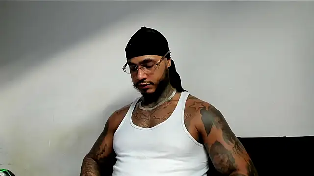 Exotic tatto27121 online show from 05/31/26, 10:32