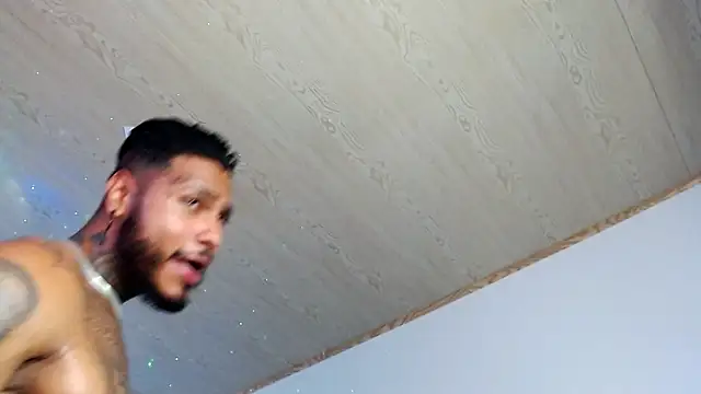 Exotic tatto27121 online show from 12/18/24, 10:02