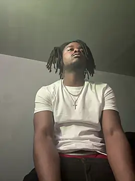 Snapshot of SluttyLyfe4L chatting on 03/10/26, 12:25 SluttyLyfe4L online show from 03/10/26, 12:25