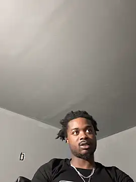 Snapshot of SluttyLyfe4L chatting on 03/11/26, 12:37 SluttyLyfe4L online show from 03/11/26, 12:37