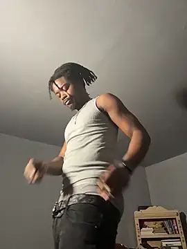 Snapshot of SluttyLyfe4L chatting on 04/04/26, 08:04 SluttyLyfe4L online show from 04/04/26, 08:04