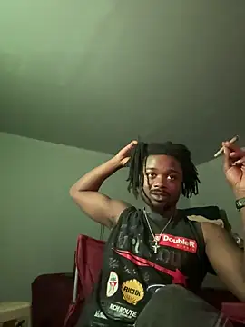 Snapshot of SluttyLyfe4L chatting on 03/28/26, 11:39 SluttyLyfe4L online show from 03/28/26, 11:39