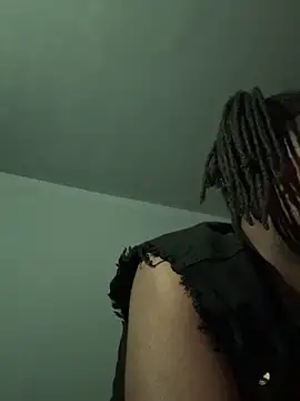 Snapshot of SluttyLyfe4L chatting on 03/26/26, 12:03 SluttyLyfe4L online show from 03/26/26, 12:03