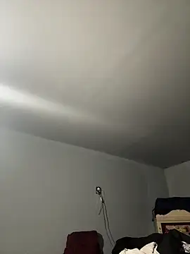 Snapshot of SluttyLyfe4L chatting on 03/20/26, 11:22 SluttyLyfe4L online show from 03/20/26, 11:22