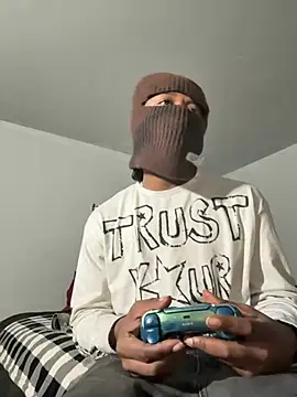 Snapshot of SluttyLyfe4L chatting on 03/27/26, 05:58 SluttyLyfe4L online show from 03/27/26, 05:58