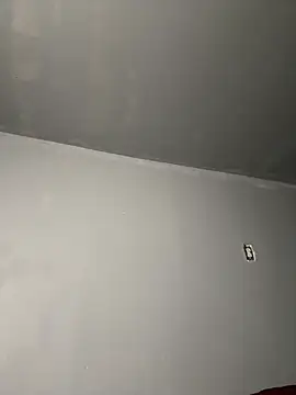 Snapshot of SluttyLyfe4L chatting on 03/31/26, 03:47 SluttyLyfe4L online show from 03/31/26, 03:47