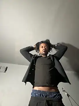 Snapshot of SluttyLyfe4L chatting on 03/24/26, 10:15 SluttyLyfe4L online show from 03/24/26, 10:15