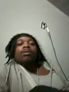 Snapshot of SluttyLyfe4L chatting on 03/17/26, 10:51 SluttyLyfe4L online show from 03/17/26, 10:51