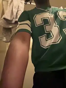 Snapshot of SluttyLyfe4L chatting on 03/19/26, 12:32 SluttyLyfe4L online show from 03/19/26, 12:32